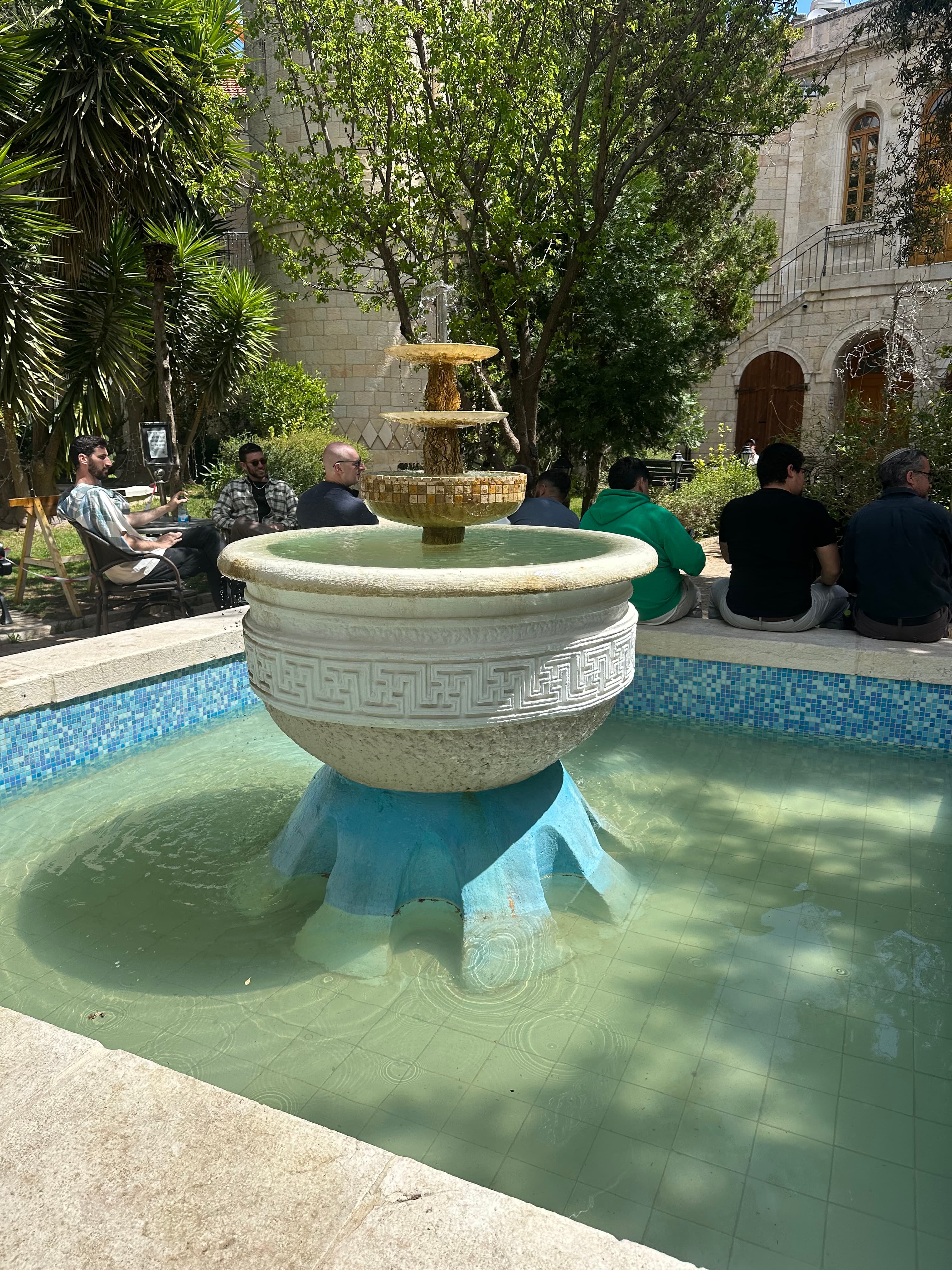 תמונת נושא של לוי יצחק
